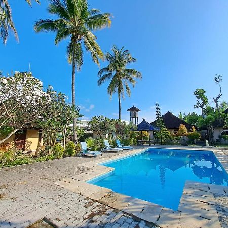 Surfers Beachfront Lombok 호텔 Kuta  외부 사진